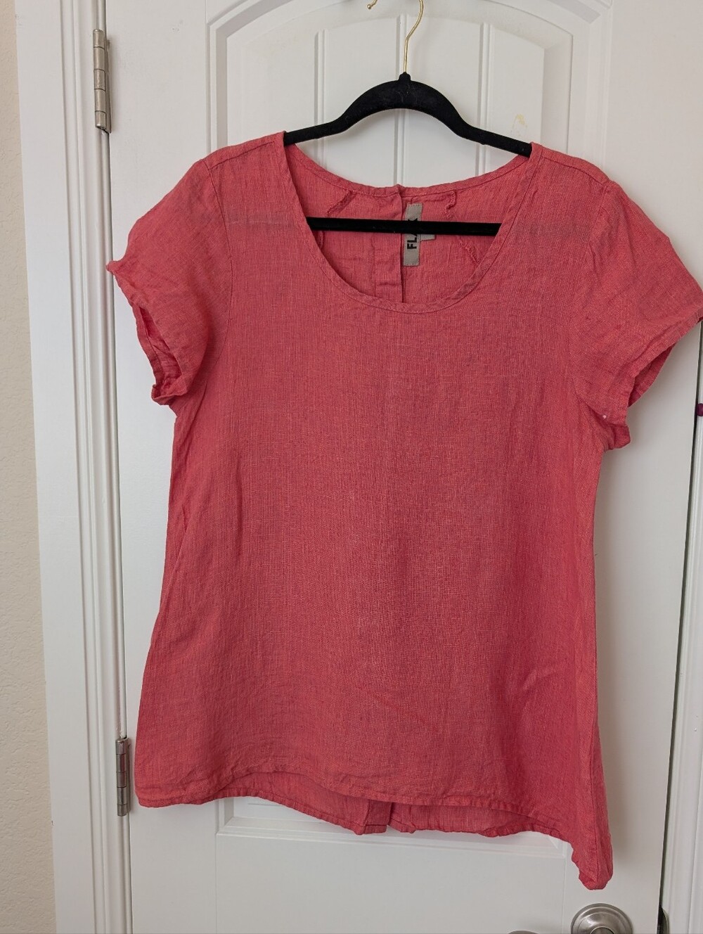 Flax Linen Short Sleeve Button Back Top In Watermelon Size P